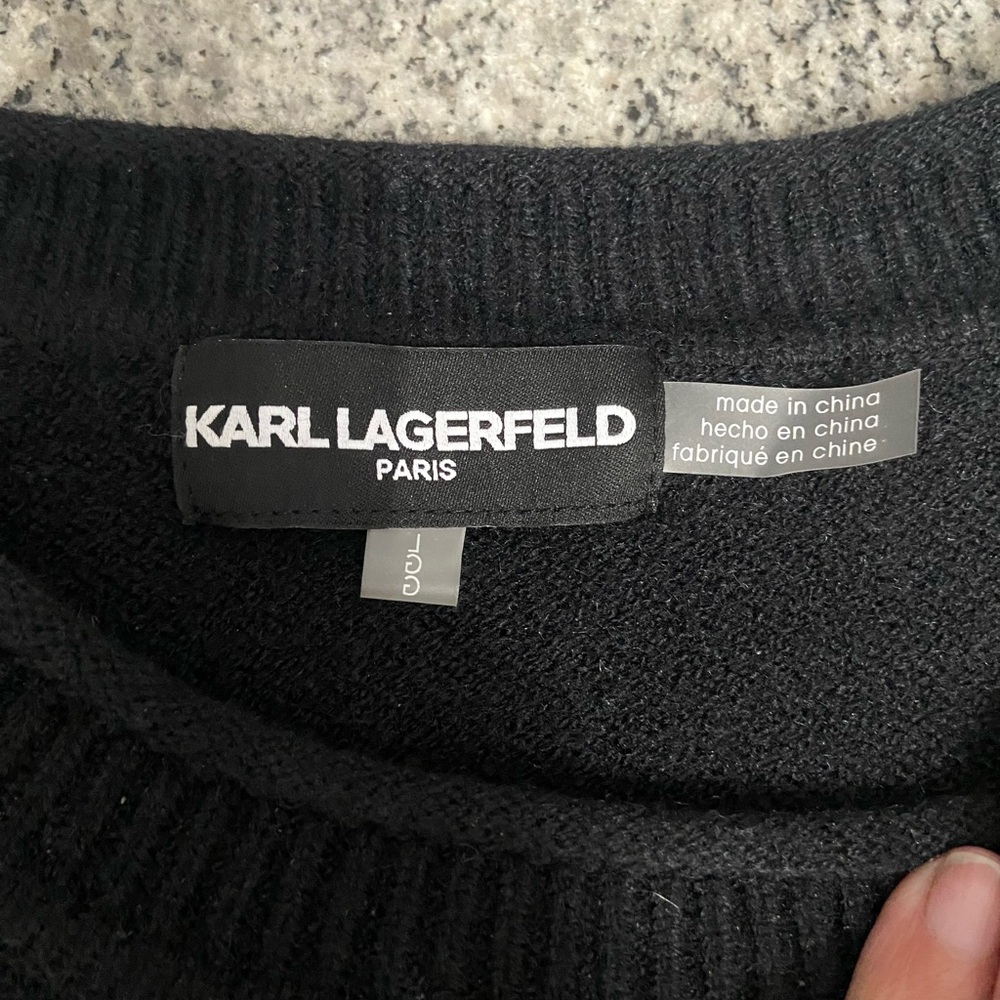 NWT KARL Lagerfeld Black/White Womens Long Sleeve Sweater SzL   Abstract Lines - Picture 9 of 17